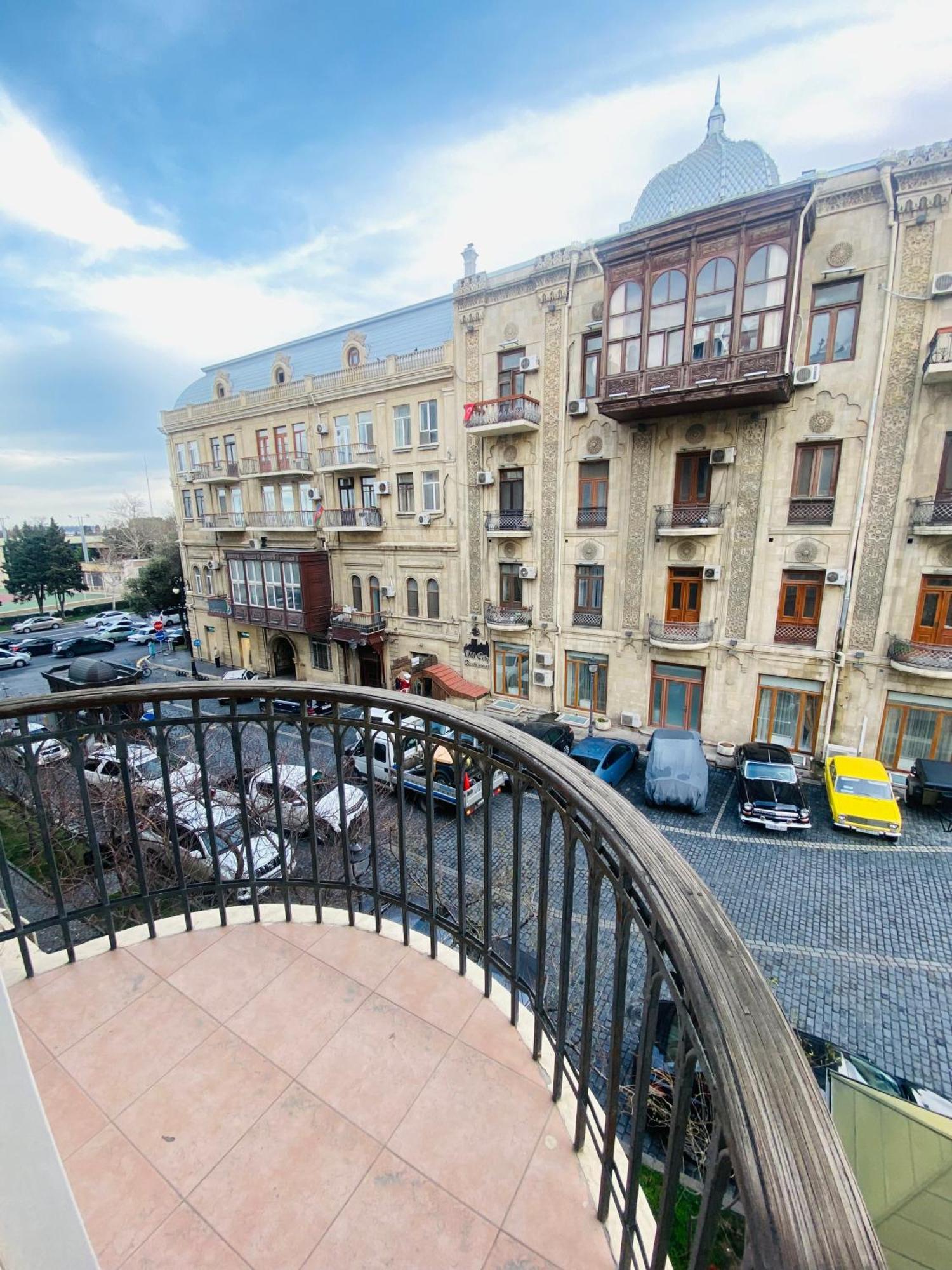 Four Seasons Apartment By Baku Housing Zewnętrze zdjęcie